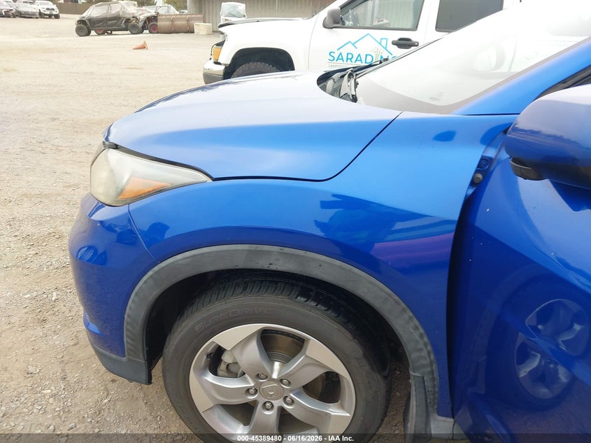 2018 Honda Hr-v VIN 3CZRU5H30JM715604 IAAI salvage auction — BIO HAZARD, Salvage Title, sold $5,500 on 2026-07-27 (photo 6)