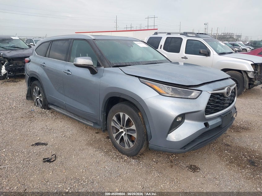 2022 Toyota Highlander VIN 5TDGZRAHXNS095748 IAAI salvage auction — RIGHT REAR, Salvage (Louisiana), sold $15,350 on 2026-07-15 (photo 1)