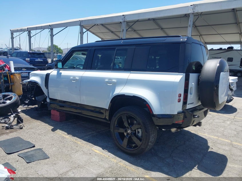2025 Land rover Defender VIN SALE27EU9S2367712 IAAI salvage auction — LEFT FRONT, Salvage Title, sold $35,750 on 2026-07-30 (photo 3)