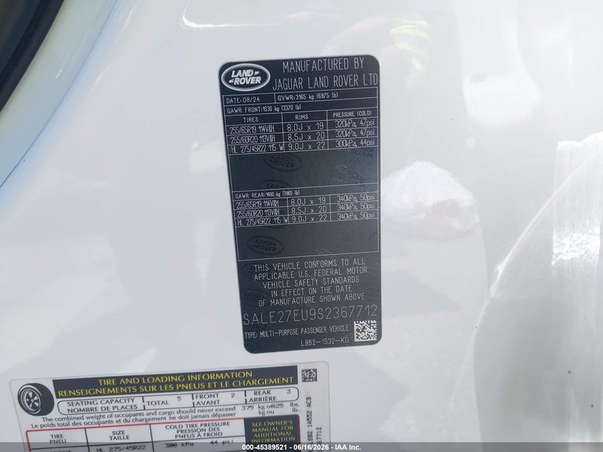 2025 Land rover Defender VIN SALE27EU9S2367712 IAAI salvage auction — LEFT FRONT, Salvage Title, sold $35,750 on 2026-07-30 (photo 9)