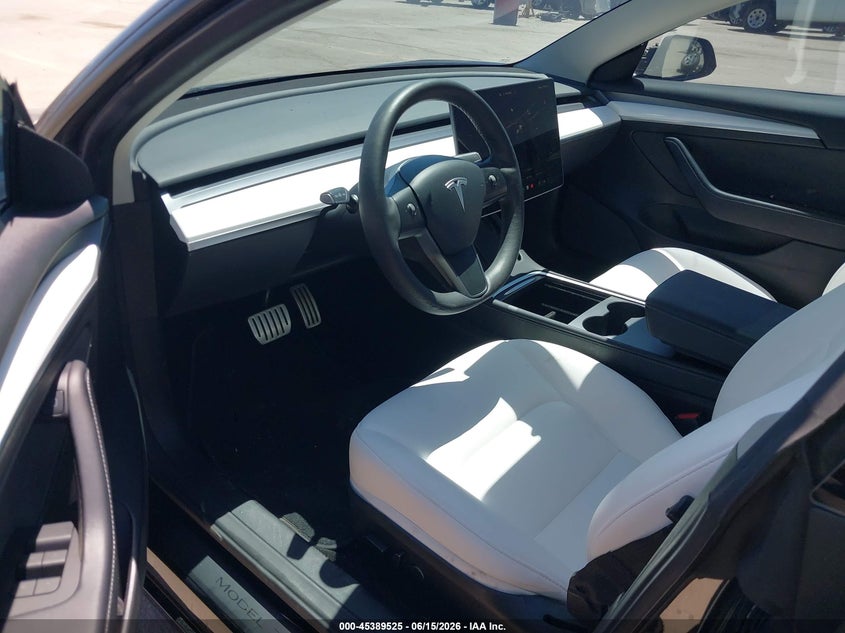 2022 Tesla Model 3 VIN 5YJ3E1EC6NF275887 IAAI salvage auction — RIGHT SIDE, Salvage (California), sold $11,700 on 2026-07-15 (photo 5)