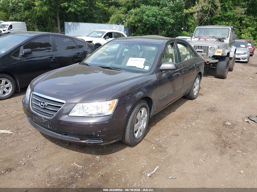 2009 Hyundai Sonata VIN 5NPET46C69H561048 IAAI salvage auction — NORMAL WEAR, Clear (New York), sold $2,600 on 2026-07-15 (photo 2)