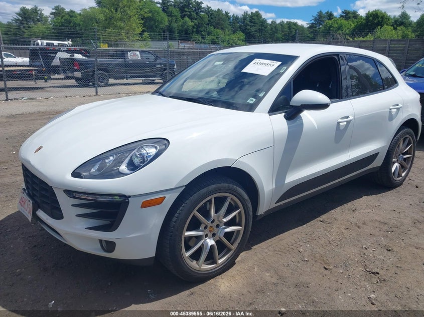 2017 Porsche Macan VIN WP1AA2A59HLB04020 IAAI salvage auction — REAR END, Salvage Title, sold $8,400 on 2026-08-21 (photo 2)