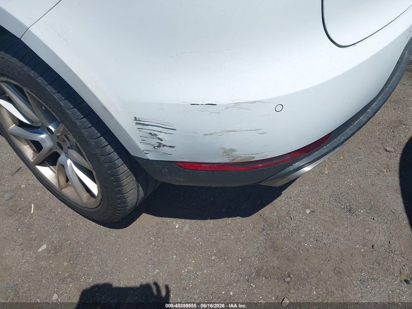 2017 Porsche Macan VIN WP1AA2A59HLB04020 IAAI salvage auction — REAR END, Salvage Title, sold $8,400 on 2026-08-21 (photo 6)