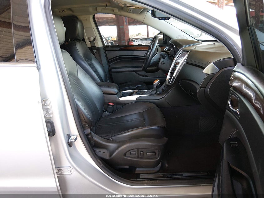 2015 Cadillac Srx VIN 3GYFNBE32FS541850 IAAI salvage auction — REAR END, Salvage Title, sold $1,950 on 2026-07-31 (photo 5)