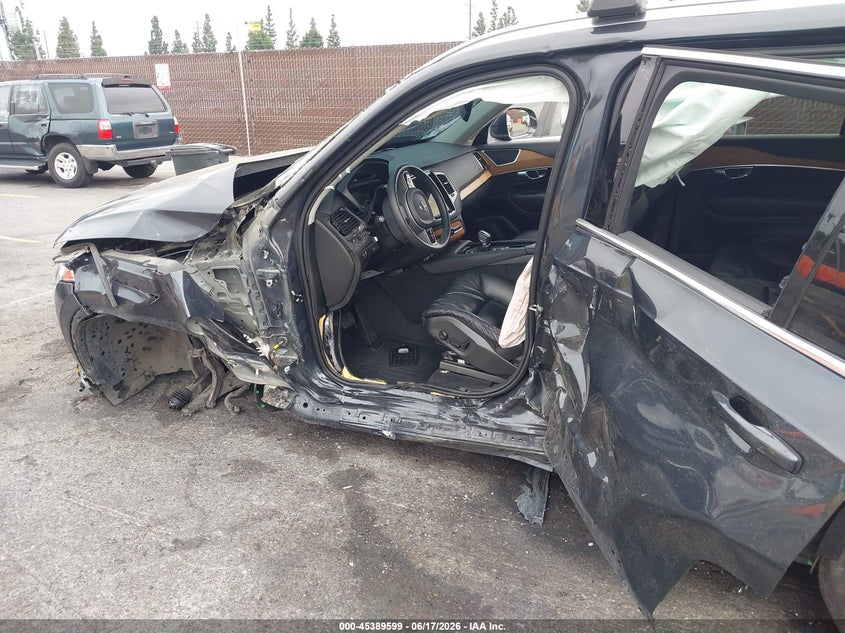 2022 Volvo Xc90 VIN YV4102PK9N1871291 IAAI salvage auction — LEFT SIDE, Salvage (California), sold $3,250 on 2026-07-29 (photo 6)