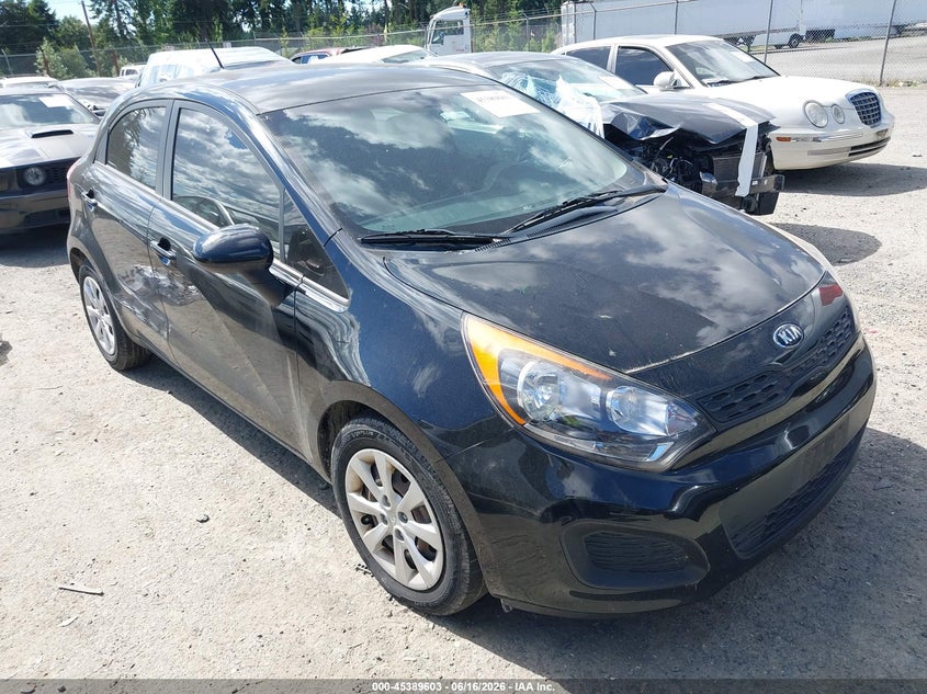 2014 Kia Rio VIN KNADM5A31E6355417 IAAI salvage auction — NORMAL WEAR, Clear (Washington), sold $750 on 2026-07-22 (photo 1)