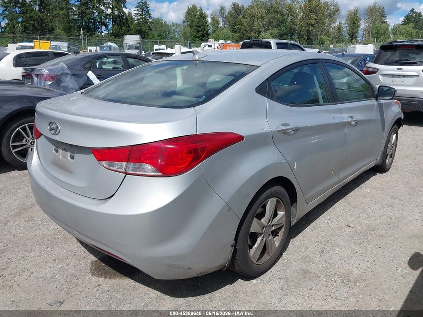 2013 Hyundai Elantra VIN KMHDH4AE7DU840864 IAAI salvage auction — NORMAL WEAR, Clear (Washington), sold $675 on 2026-07-15 (photo 4)