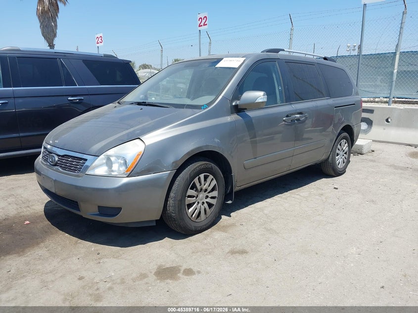 2011 Kia SEDONA VIN KNDMG4C75B6411150 IAAI salvage auction — NORMAL WEAR, Clear - Dealer Only (California), sold $400 on 2026-07-08 (photo 2)