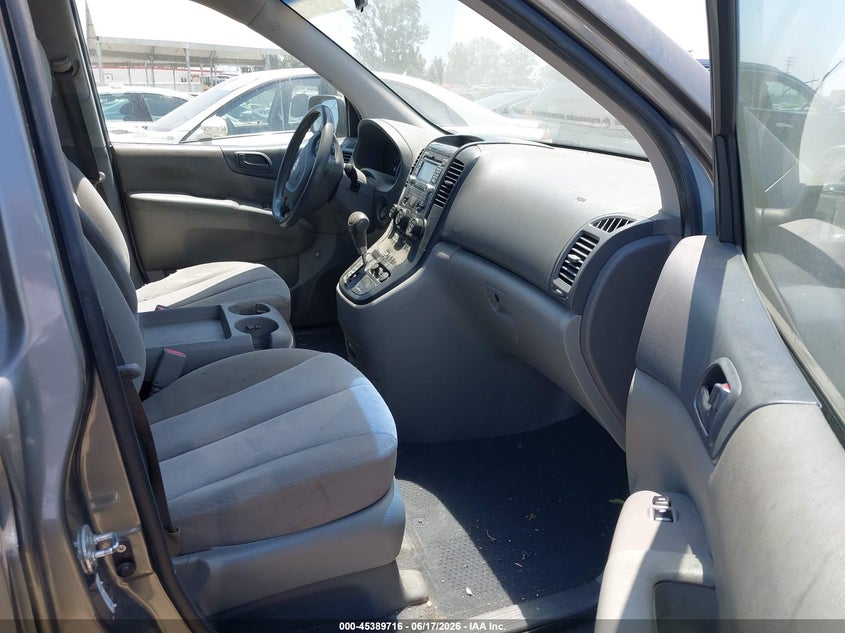 2011 Kia SEDONA VIN KNDMG4C75B6411150 IAAI salvage auction — NORMAL WEAR, Clear - Dealer Only (California), sold $400 on 2026-07-08 (photo 5)