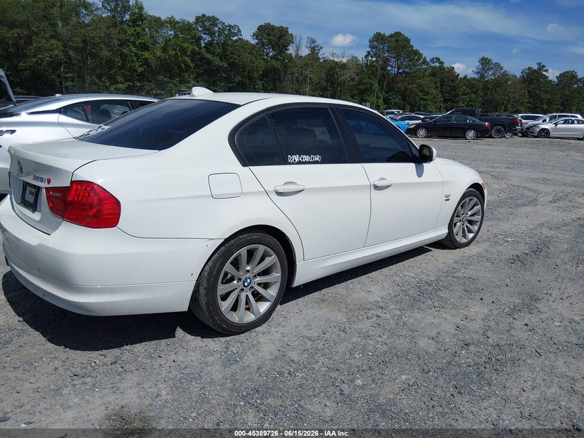 2011 BMW 3 series VIN WBAPK7G59BNN86669 IAAI salvage auction — LEFT SIDE, Salvage (South Carolina), sold $1,800 on 2026-07-28 (photo 4)