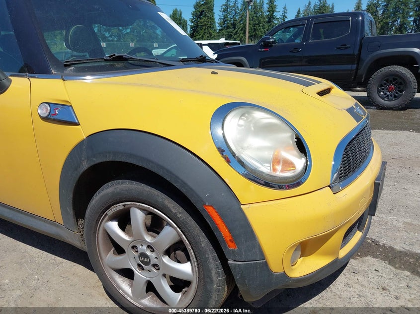 2008 Mini Cooper VIN WMWMF73528TV33166 IAAI salvage auction — NORMAL WEAR, Clear (Washington), sold $375 on 2026-07-08 (photo 6)
