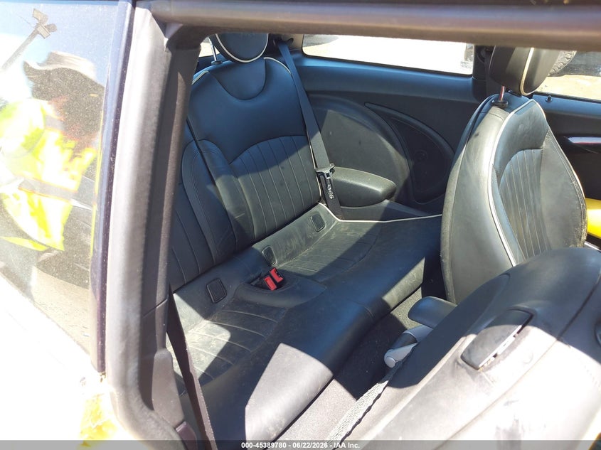 2008 Mini Cooper VIN WMWMF73528TV33166 IAAI salvage auction — NORMAL WEAR, Clear (Washington), sold $375 on 2026-07-08 (photo 8)