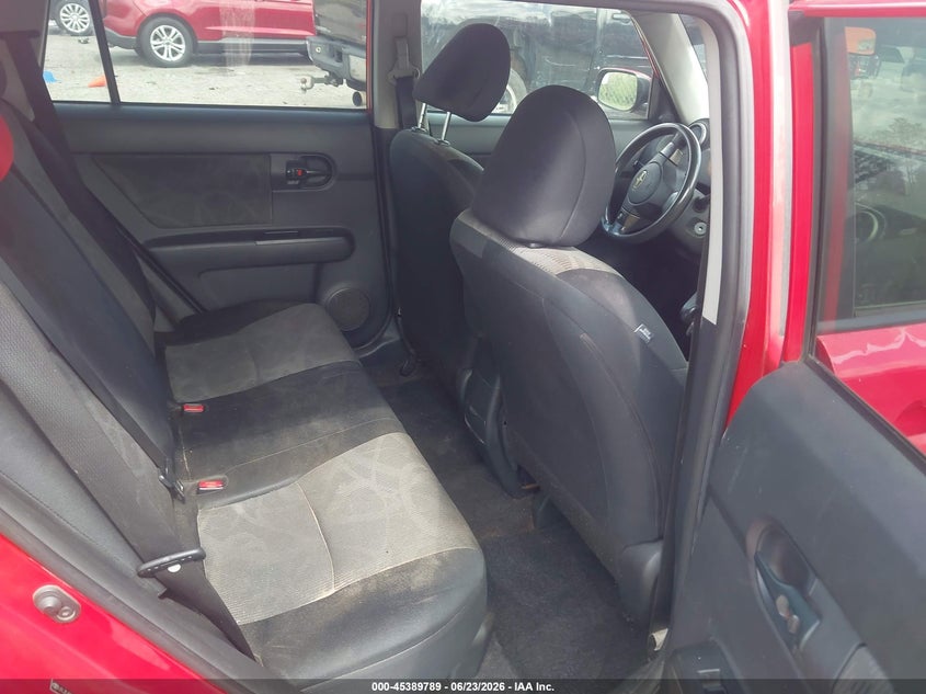 2014 Scion Xb VIN JTLZE4FE2EJ061830 IAAI salvage auction — NORMAL WEAR, Clear (Florida), sold $25 on 2026-07-28 (photo 8)