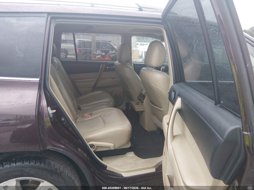 2012 Toyota Highlander VIN 5TDYK3EH1CS050906 IAAI salvage auction — NORMAL WEAR, Repossession Paperwork (Georgia), sold $4,525 on 2026-07-31 (photo 8)