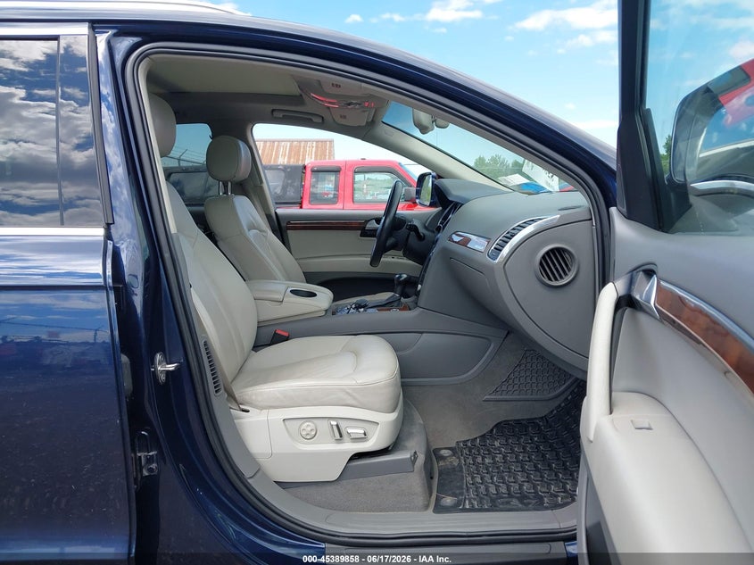 2014 Audi Q7 VIN WA1LMAFE3ED004435 IAAI salvage auction — NORMAL WEAR, Clear (New York), sold $575 on 2026-07-23 (photo 5)