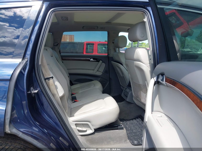 2014 Audi Q7 VIN WA1LMAFE3ED004435 IAAI salvage auction — NORMAL WEAR, Clear (New York), sold $575 on 2026-07-23 (photo 8)