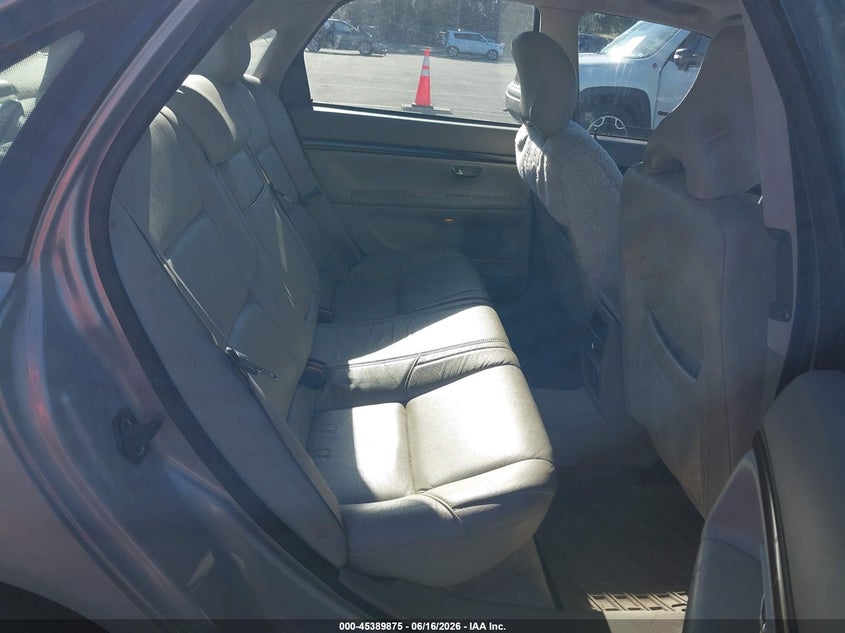 2000 Volvo S80 VIN YV1TS90D9Y1084396 IAAI salvage auction — NORMAL WEAR, Clear (New York), sold $400 on 2026-07-30 (photo 8)