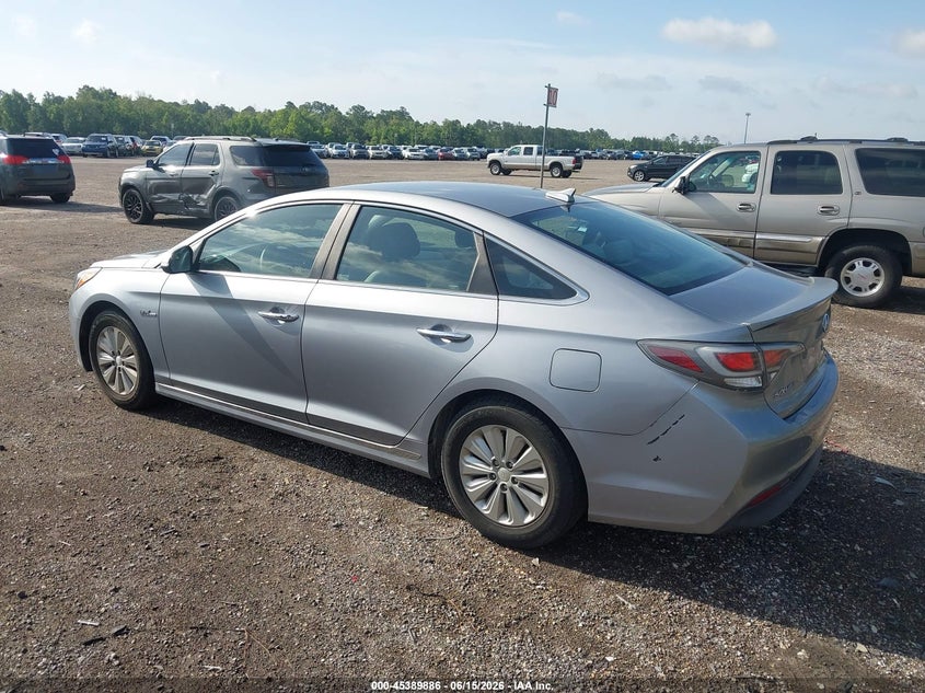2016 Hyundai Sonata VIN KMHE24L14GA019081 IAAI salvage auction — NORMAL WEAR, Clear (Florida), sold $700 on 2026-07-28 (photo 3)
