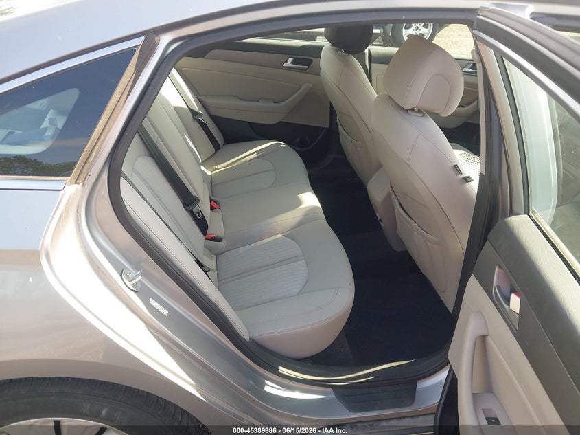 2016 Hyundai Sonata VIN KMHE24L14GA019081 IAAI salvage auction — NORMAL WEAR, Clear (Florida), sold $700 on 2026-07-28 (photo 8)