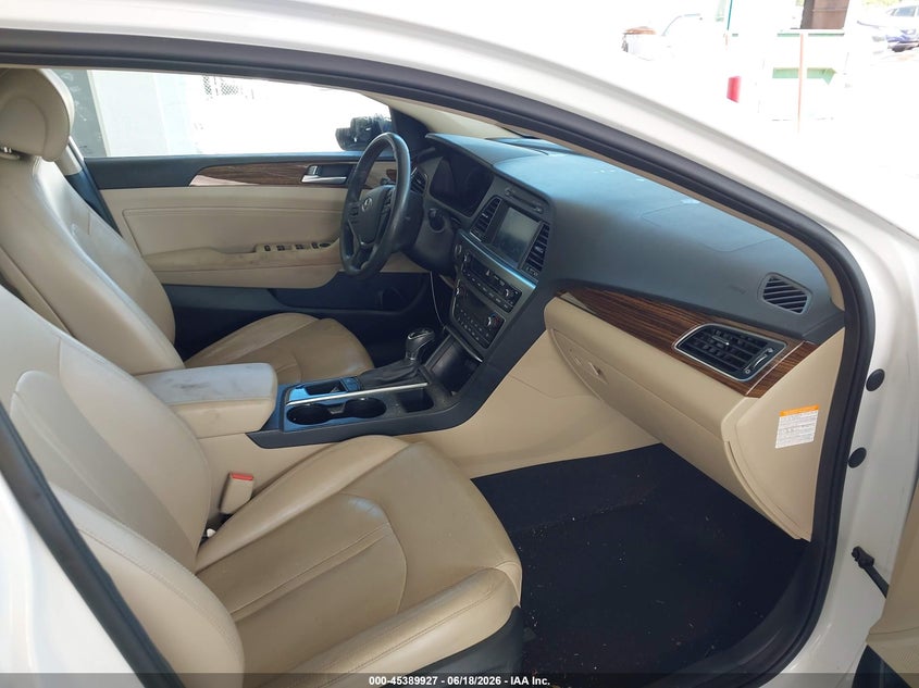 2017 Hyundai Sonata VIN KMHE34L1XHA051242 IAAI salvage auction — LEFT SIDE, Rebuildable (Florida), sold $1,500 on 2026-07-23 (photo 5)