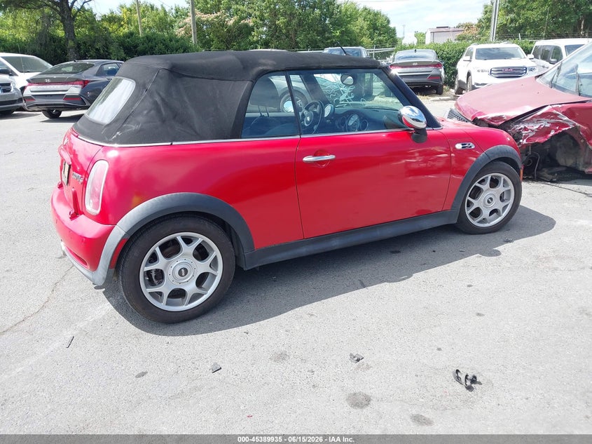 2007 Mini Cooper VIN WMWRH33507TJ43688 IAAI salvage auction — NORMAL WEAR, Clear-Dealer Only (North Carolina), sold $775 on 2026-07-13 (photo 4)
