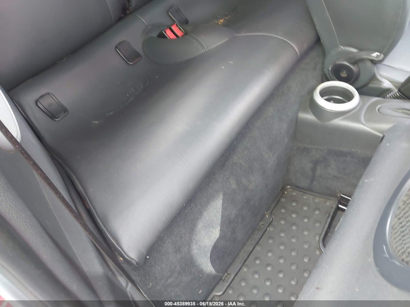 2007 Mini Cooper VIN WMWRH33507TJ43688 IAAI salvage auction — NORMAL WEAR, Clear-Dealer Only (North Carolina), sold $775 on 2026-07-13 (photo 8)