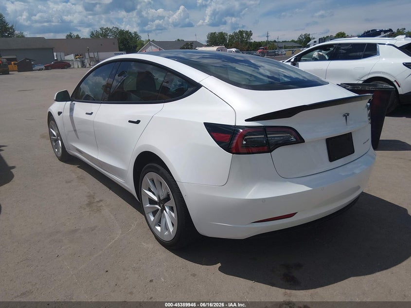 2022 Tesla Model 3 VIN 5YJ3E1EB0NF155350 IAAI salvage auction — RIGHT SIDE, Salvage Title, sold $9,300 on 2026-07-28 (photo 3)