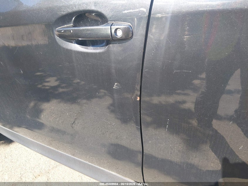2014 Subaru Forester VIN JF2SJAEC5EH460148 IAAI salvage auction — NORMAL WEAR, Clear (Connecticut), sold $650 on 2026-07-28 (photo 6)