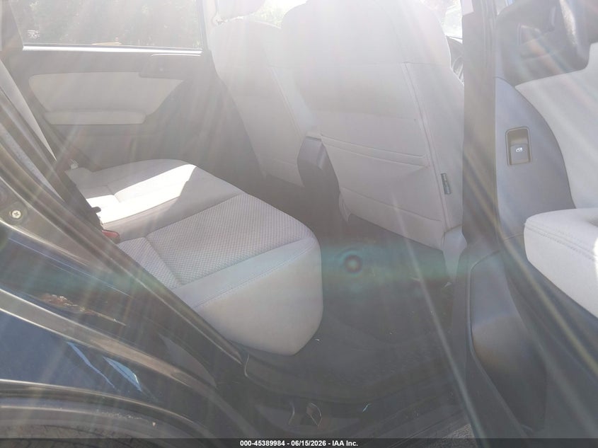2014 Subaru Forester VIN JF2SJAEC5EH460148 IAAI salvage auction — NORMAL WEAR, Clear (Connecticut), sold $650 on 2026-07-28 (photo 8)