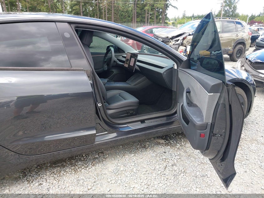 2025 Tesla Model 3 VIN 5YJ3E1EA8SF978028 IAAI salvage auction — REAR END, Bill Of Sale (Washington), sold $10,700 on 2026-07-15 (photo 5)