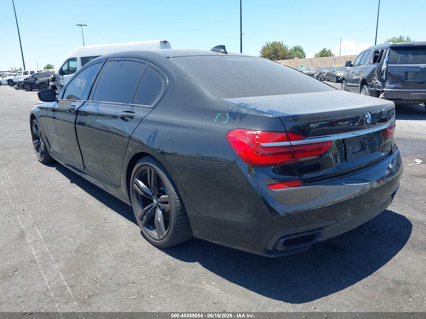 2017 BMW 7er VIN WBA7F0C31HGM21535 IAAI salvage auction — RIGHT REAR, Salvage Certificate (California), sold $10,100 on 2026-07-10 (photo 3)