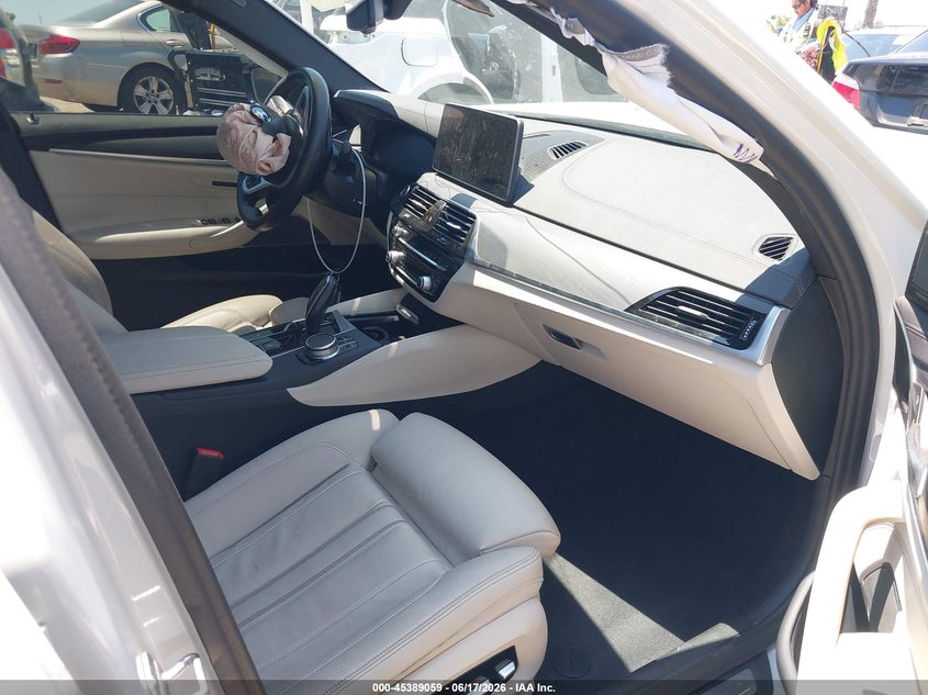 2022 BMW VIN WBA13BK05NCJ62066 IAAI salvage auction — FRONT & REAR, Wait Title, sold $12,750 on 2026-09-10 (photo 5)