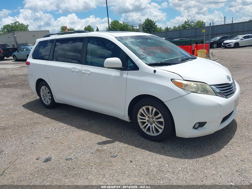 2011 Toyota Sienna VIN 5TDYK3DCXBS127969 IAAI salvage auction — NORMAL WEAR, Clear (Illinois), sold $2,150 on 2026-07-13 (photo 1)