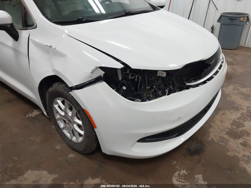2021 Chrysler Voyager VIN 2C4RC1DG1MR520084 IAAI salvage auction — FRONT END, Regular (South Dakota), sold $3,550 on 2026-07-19 (photo 6)