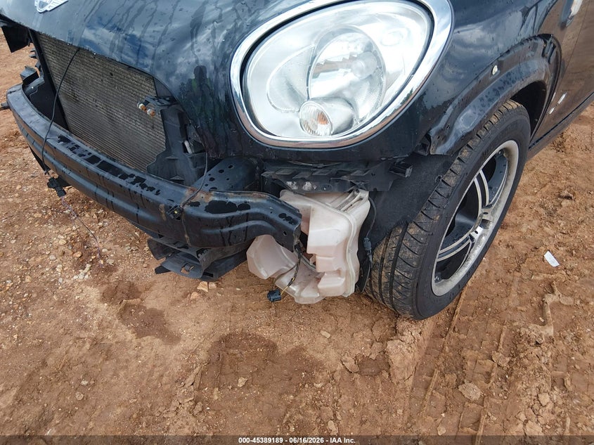 2011 Mini Cooper VIN WMWZC5C50BWM10751 IAAI salvage auction — FRONT END, Salvage (Missouri), sold $75 on 2026-07-13 (photo 6)