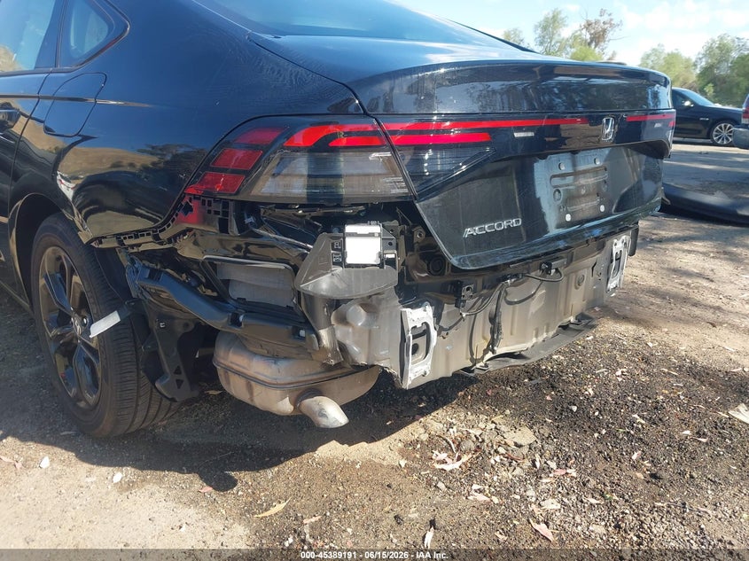 2025 Honda Accord VIN 1HGCY1F4XSA057178 IAAI salvage auction — REAR END, Salvage Title, sold $7,600 on 2026-07-29 (photo 6)