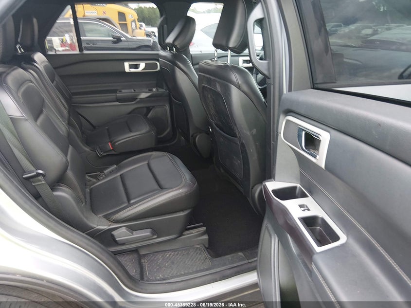 2020 Ford Explorer VIN 1FMSK7DH5LGA88255 IAAI salvage auction — LEFT REAR, Salvage (North Carolina), sold $7,650 on 2026-07-29 (photo 8)
