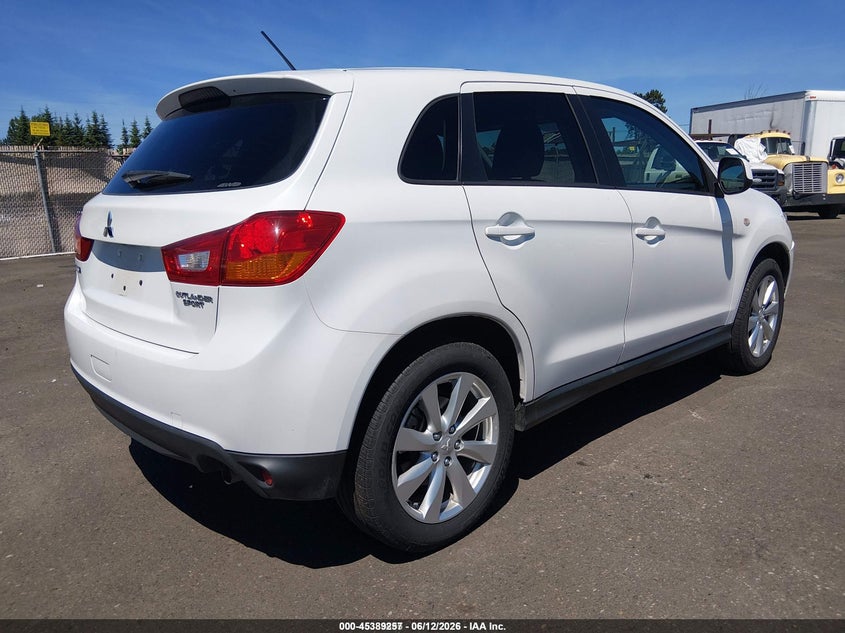 2015 Mitsubishi Outlander sport VIN 4A4AR3AU6FE044442 IAAI salvage auction — NORMAL WEAR, Sf97 (Oregon), sold $25 on 2026-07-29 (photo 4)