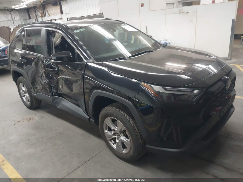 2022 Toyota Rav 4 VIN 2T3W1RFV1NW206686 — IAAI salvage auction photo