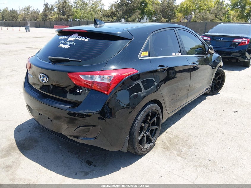 2016 Hyundai Elantra VIN KMHD35LH9GU322822 IAAI salvage auction — RIGHT FRONT, Salvage Title, sold $700 on 2026-07-29 (photo 4)