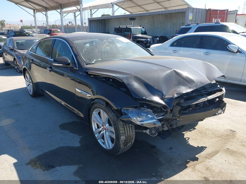 2019 Jaguar Xj VIN SAJWA2G73K8W18148 IAAI salvage auction — FRONT END, Salvage (California), sold $3,600 on 2026-08-02 (photo 1)