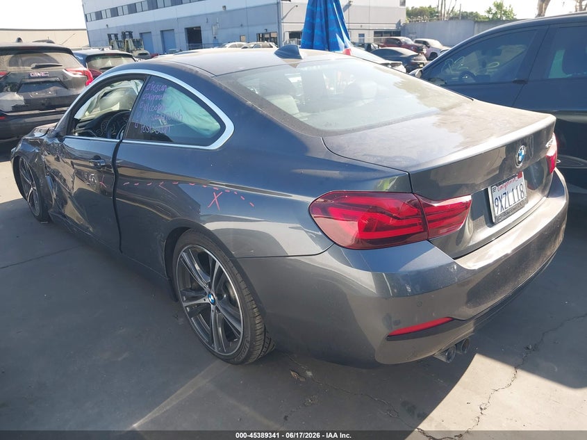 2020 BMW 4er VIN WBA4W3C06LFH55975 IAAI salvage auction — SIDE, Salvage Title, sold $3,850 on 2026-07-22 (photo 3)
