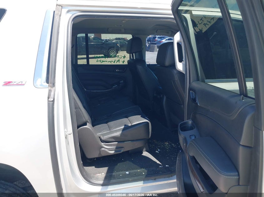 2019 Chevrolet Suburban VIN 1GNSKHKC6KR255816 IAAI salvage auction — LEFT FRONT, Salvage (Texas), sold $3,650 on 2026-07-09 (photo 8)