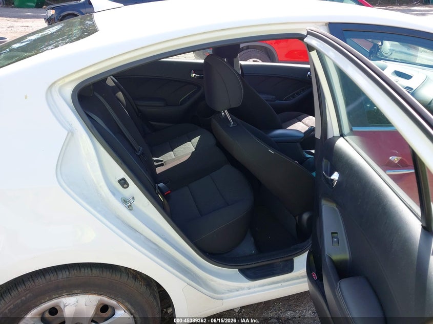 2016 Kia Forte VIN KNAFK4A6XG5620072 IAAI salvage auction — NORMAL WEAR, Clear (Georgia), sold $475 on 2026-07-17 (photo 8)