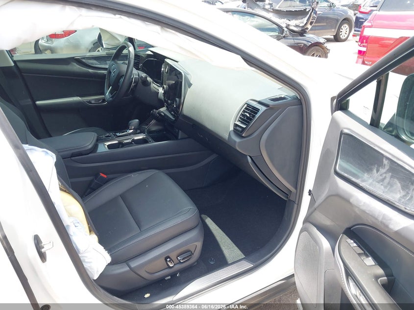 2024 Lexus Nx VIN 2T2GGCEZ5RC057151 IAAI salvage auction — SIDE, Salvage (Texas), sold $13,600 on 2026-07-28 (photo 5)