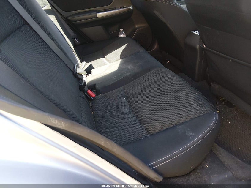2015 Subaru Xv VIN JF2GPAFC0F8221417 IAAI salvage auction — NORMAL WEAR, Clear (Connecticut), sold $925 on 2026-07-09 (photo 8)