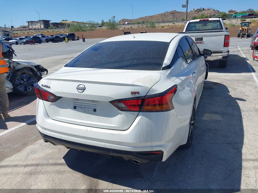 2024 Nissan Altima VIN 1N4BL4CV0RN316924 IAAI salvage auction — RIGHT FRONT, Salvage Title, sold $7,500 on 2026-07-29 (photo 4)