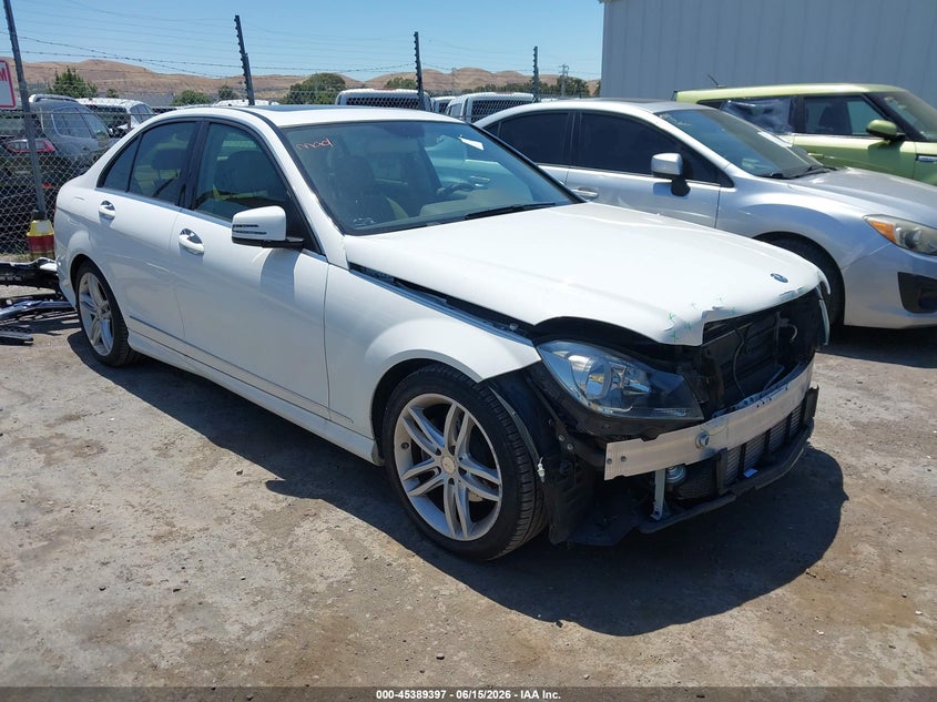 2014 Mercedes-benz C-klasse VIN WDDGF4HB0EG245184 IAAI salvage auction — FRONT END, Salvage (California), sold $3,650 on 2026-07-16 (photo 1)