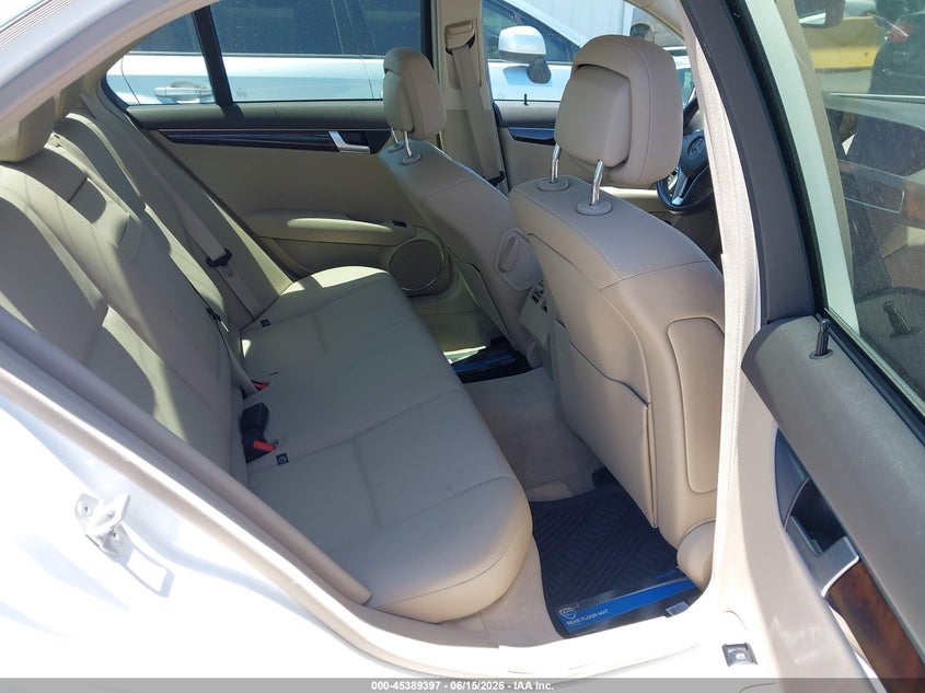 2014 Mercedes-benz C-klasse VIN WDDGF4HB0EG245184 IAAI salvage auction — FRONT END, Salvage (California), sold $3,650 on 2026-07-16 (photo 8)